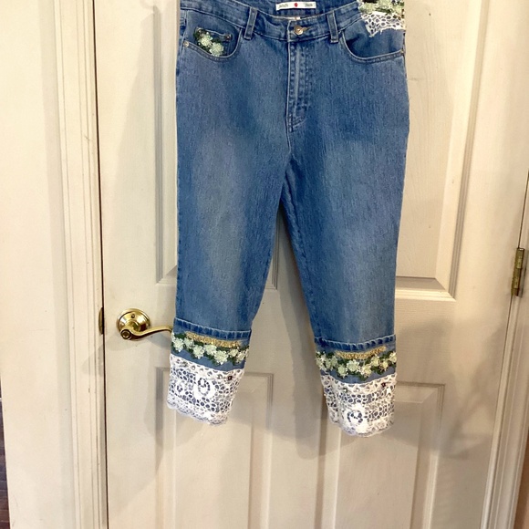 Capri fancy Adolfo Jeans. 8 - Picture 1 of 3